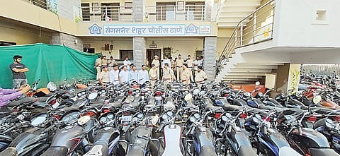 संगमनेर : पोलिसांनी चोरीच्या 51 दुचाकी केल्या हस्तगत