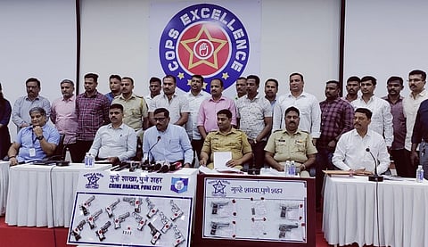 पुणे पोलिसांकडून मोठा शस्त्रसाठा जप्त; पिस्तुल तस्करीचे मध्यप्रदेश कनेक्शन उघड