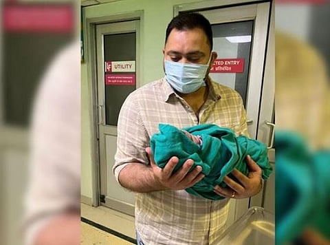 लालूप्रसाद यादवांच्या घरी नातीचे आगमन, तेजस्वी यादव-राजश्री यांना कन्यारत्न