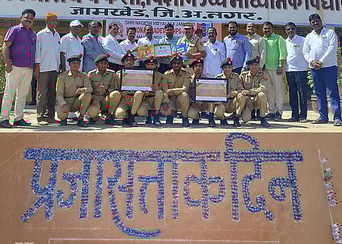 नगर: नागेश विद्यालायातील “प्रजासत्ताक दिन” नावची इंडिया बुक ऑफ रेकॉर्डमधील नोंद गौरवास्पद : तहसीलदार चंद्रे