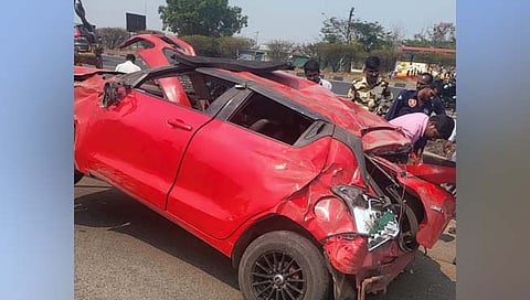 पुणे: भिगवणजवळ कार पलटी होऊन २ तरुण ठार, ३ जण जखमी