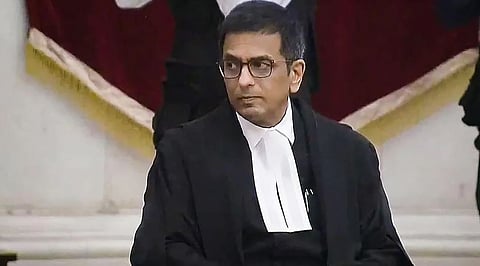 ‘तुम्ही माझ्या कोर्टातून चालते व्हा’ : सरन्यायाधीश ॲड. विकास सिंहांवर का संतापले?