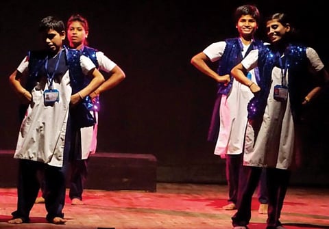 पुणे : दिव्यांग कलाकारांच्या धाडसाला प्रोत्साहन द्या ; ज्येष्ठ अभिनेते सुनील गोडबोले यांचे आवाहन