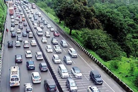 पिंपरी : पुणे-लोणावळा चौपदरीकरणास बूस्टर गरजेचा