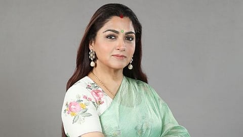 Khushbu Sundar : ‘वडिलांनीच माझे लैगिंक शोषण केले‘