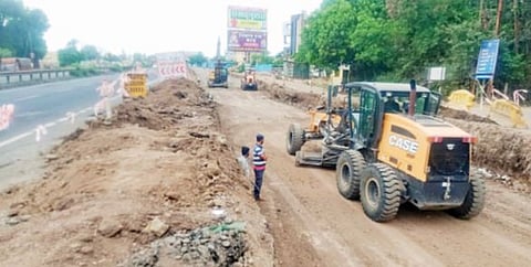 पुणे : किकवी उड्डाणपुलाचे काम वेगात