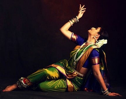 नगर : उस्थळ दुमाला हद्दीत ‘छमछम’ला विरोध