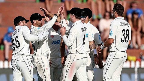 NZ vs SL Test : श्रीलंका पराभवाच्या छायेत, न्यूझीलंड मालिका विजयाच्या उंबरठ्यावर!