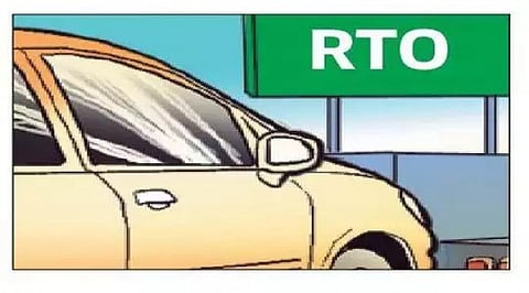 पुणे : आरटीओ इन्स्पेक्टर चार्जेसच्या नावाखाली लूट