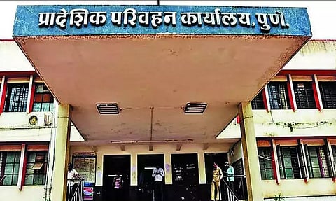 पुणे : आरटीओत 30 हजार स्मार्ट कार्ड पेंडिंग