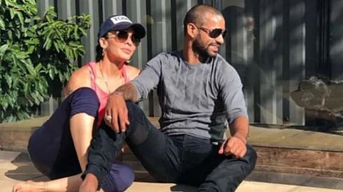 शिखर धवन घटस्फोट प्रकरण : दिल्ली कौटुंबिक न्यायालयाने ऑस्ट्रेलियन न्यायालयास फटकारले