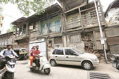 पुणे : गावठाणातील जुन्या वाड्यांच्या विकसनाचा मार्ग मोकळा