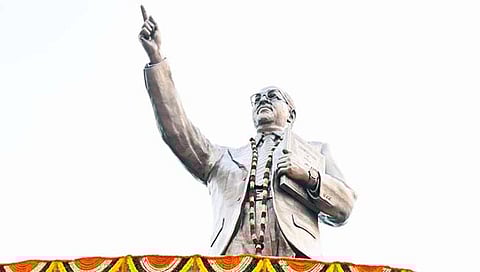 डॉ. बाबासाहेब आंबेडकर यांचा देशातील सर्वात उंच पुतळा हैदराबादेत