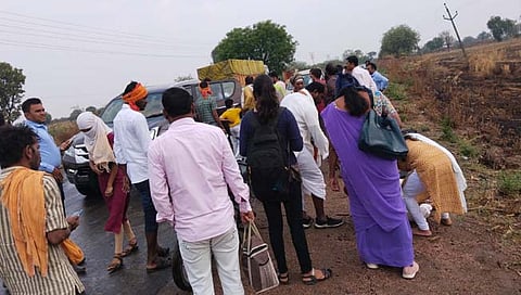 नांदेड : देगलूरला निघालेली स्कूल व्हॅन उलटली; ४ विद्यार्थी गंभीर जखमी