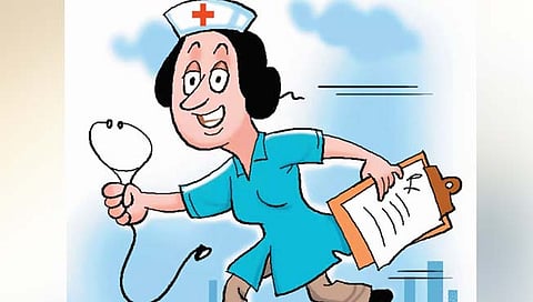 सम आर मोअर इक्वल का? : अप्रशिक्षित नर्सिंग स्टाफमुळे रुग्णांचा जीव धोक्यात