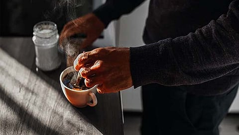 सावधान, मुले नशा तर करत नाही ना?; एनर्जी ड्रिंक्सच्या नावाखाली कॅफेनचे सेवन