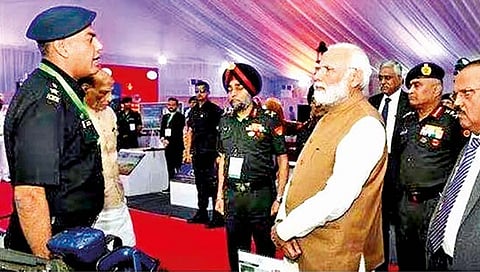 ‘तिन्ही सैन्य दलांना सतर्कतेच्या सूचना’