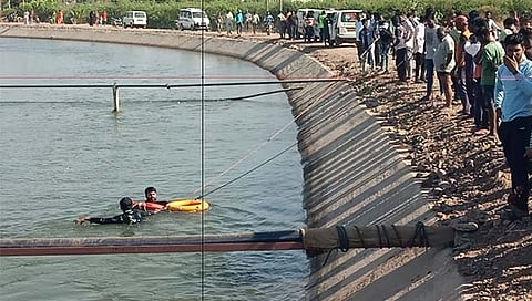 सांगली: बेडग येथे कालव्यात दोन तरुण बुडाले