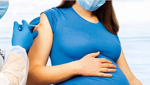 गर्भवती मातांनो, करा लसीकरण