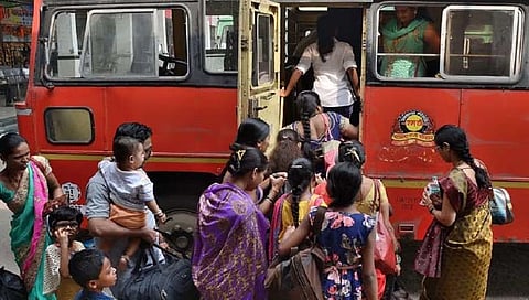 सोलापूर : करमाळा तालुक्यात लालपरीतून ९८ हजार महिलांचा प्रवास