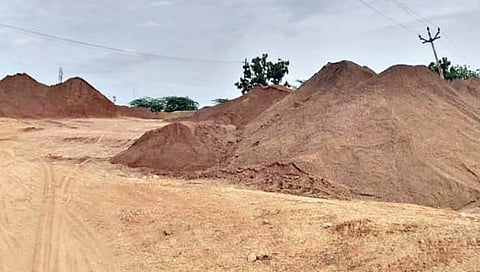 लिलाव बंद, वाळू होणार स्वस्त; राज्य सरकारचे सुधारित वाळू धोरण जाहीर