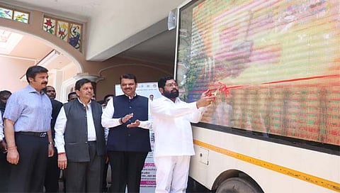 ‘सरकार आपल्या दारी’ मोबाईल व्हॅनचे मुख्यमंत्र्यांच्या हस्ते उद्घाटन