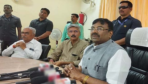 छत्रपती शिवाजी महाराजांची भवानी तलवार लवकरच भारतात आणणार : सुधीर मुनगुंटीवार