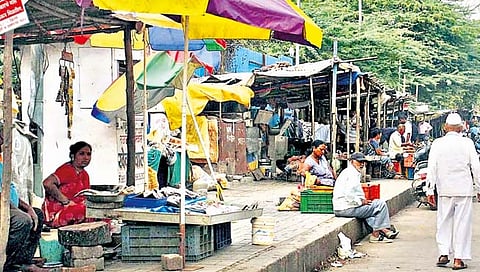 अतिक्रमणांच्या आक्रमणांनी कोल्हापूर ‘जायबंदी’!