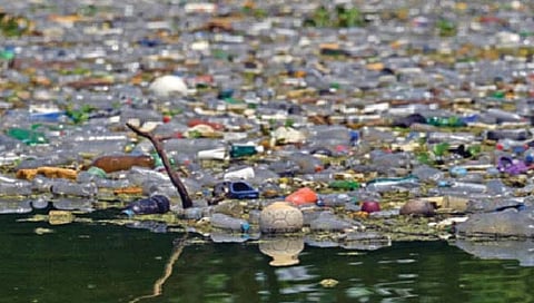 समुद्रात दहा लाख चौ. कि.मी. क्षेत्रात मोठ्या प्रमाणात कचरा