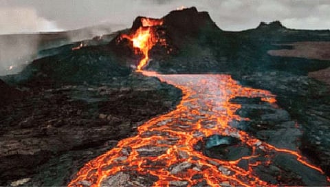 तब्बल 800 किमी उंचावरून दिसतात पृथ्वीवरील प्रमुख 13 ज्वालामुखी