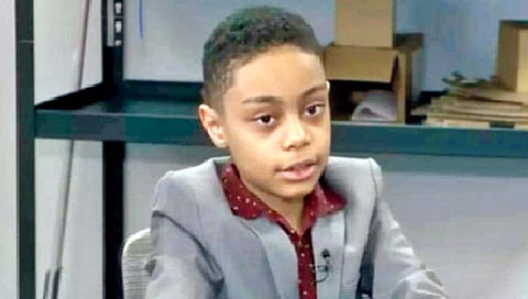 black hole : ‘या’ चिमुरड्याला उलगडायचे आहे कृष्णविवरांचे रहस्य