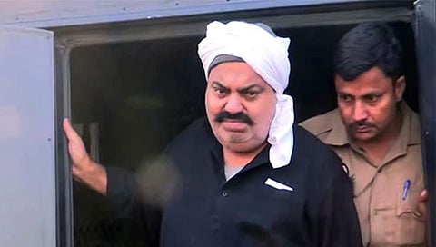 Atiq Ahmed Shot Dead : गँगस्टर अतिक अहमदसह भाऊ अशरफची गोळ्या झाडून हत्या