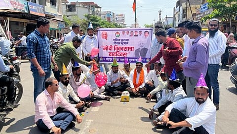 चंद्रपूरात राष्ट्रवादी युवक काँग्रेसचे एप्रिल फुल आंदोलन