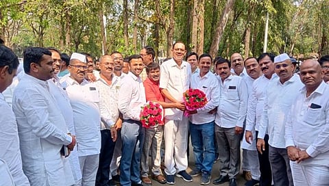 Market Committee Election : व्यापारी गटाची निवडणूक बिनविरोध, ११ पैकी ९ उमेदवारांचे अर्ज माघारी