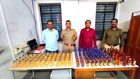 Nashik Crime : हॉटेलमधील अवैध दारू विक्रीचा पर्दाफाश, एकास मुद्देमालासह अटक