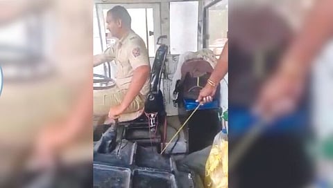 नाशिक : एक्सलेटरचे पेंडल तुटले, चालकाने चक्क दोरीच्या सहाय्याने चालवली बस