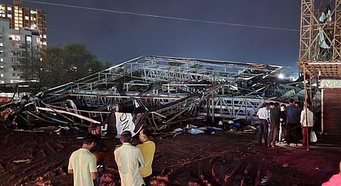 पिंपरी : होर्डिंगप्रकरणातील मृतांच्या वारसांना तीन लाखांची मदत