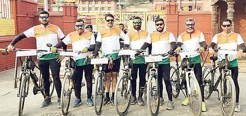 सतरा दिवसांत 2023 कि. मी. प्रवास; ‘पुणे ते नेपाळ’ सायकल मोहीम