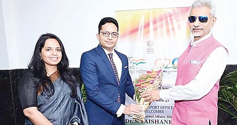 तत्पर पासपोर्ट देण्यात पुणे विभाग सुसाट ! तीन महिन्यात 40 हजार पारपत्र वितरित