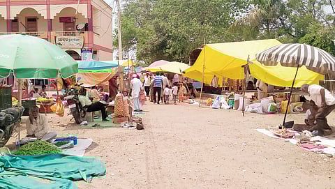 पारगाव : ऊसतोड कामगार गावी परतले; कारखाना परिसरात शुकशुकाट