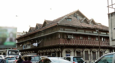 पुणे कॅन्टोन्मेंटचे रुपडे बदलणार; बैठ्या घरांच्या जागी आता आठ मजली इमारती !