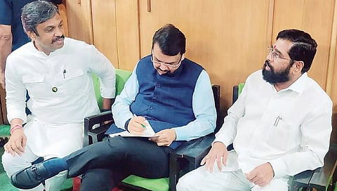 खोर : रेल्वे क्रॉसिंगवरील उड्डाणपुलाबाबत पाठपुरावा करणार : आ. राहुल कुल