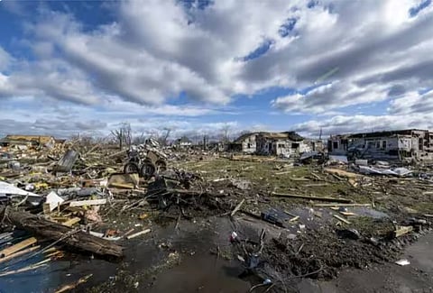 Tornado In US : अमेरिकेला चक्रीवादळाचा तडाखा; २१ जणांचा मृत्यू