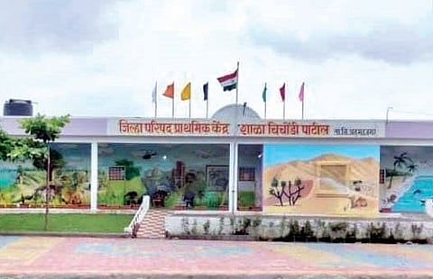 चिचोंडी पाटील : शाळेतील ‘सीसीटीव्ही’अन् खेळण्यांची चौकशी करा