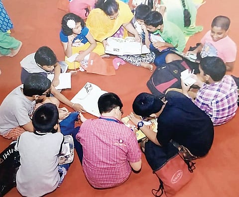 पुणे : शेकडो शालेय विद्यार्थी बनले ग्रंथालयांचे सदस्य
