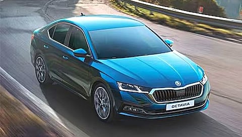 Skoda Octavia : स्कोडाचा ग्राहकांना धक्का! ऑक्टाव्हिया मॉडेल कायमचे बंद
