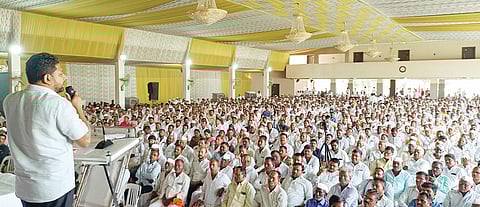 नगर : वाळू तस्करी, ठेकेदारी बंद झाल्याने आरोप; विखेंचा महाविकास आघाडीवर पलटवार