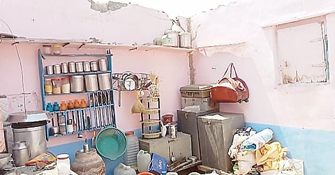 अंमळनेर, करजगाव परिसराला वादळाचा तडाखा