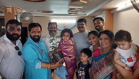 रायगड: सहा वर्षीय चार्वीचा जिम्नॅस्टिक प्रकारात जागतिक विक्रम