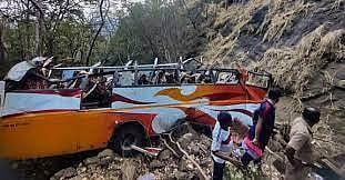 मुंबई-पुणे महामार्ग अपघात: ..ती व्हेज बिर्याणी ठरली शेवटची, पिंपळे गुरव येथील सुदर्शनगर मित्र मंडळावर दुःखाचा डोंगर